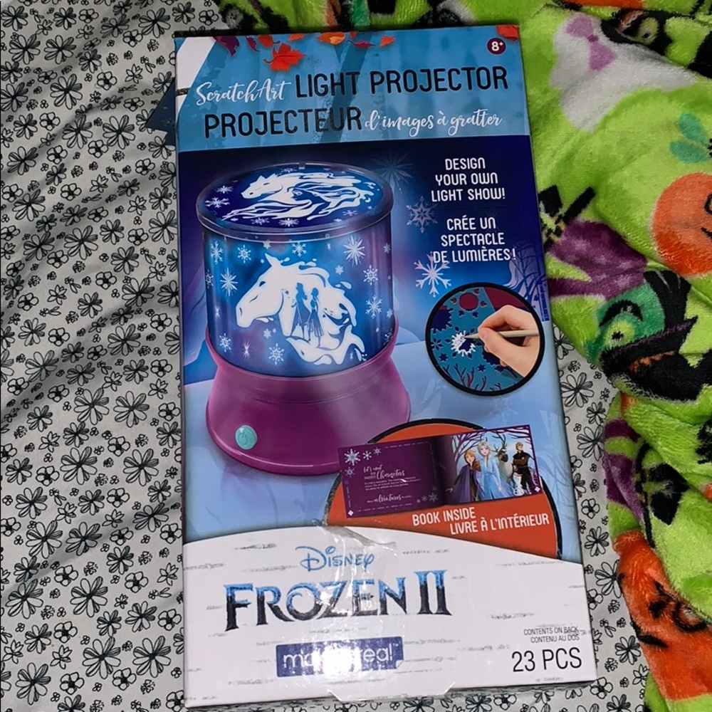 NIB FROZER LIGHT PROJECTOR